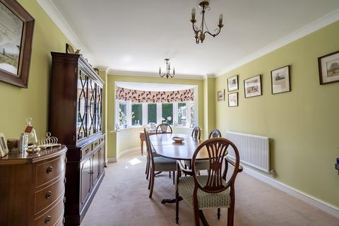 96 Broadmanor, Pocklington, York, YO42 2GB