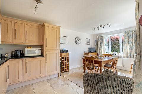 96 Broadmanor, Pocklington, York, YO42 2GB