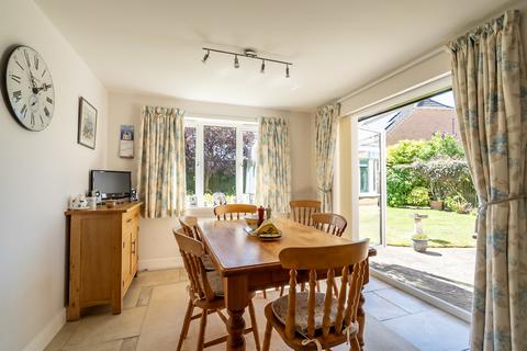 96 Broadmanor, Pocklington, York, YO42 2GB