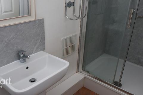 undefined, Blumfield Crescent, Slough