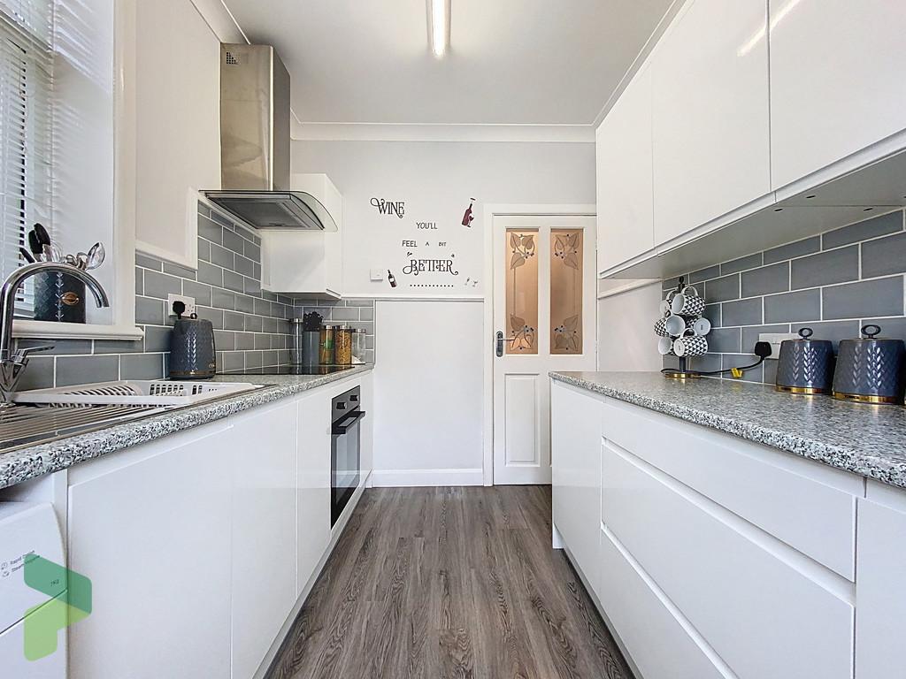 Fitted Kitchen