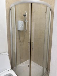 Studio to rent, Wellington Road South, Flat 2