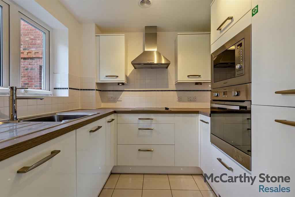 8646756-interior02-800.jpg