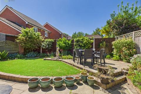 25 Aspen Close, Sutton Coldfield, B76 2PA