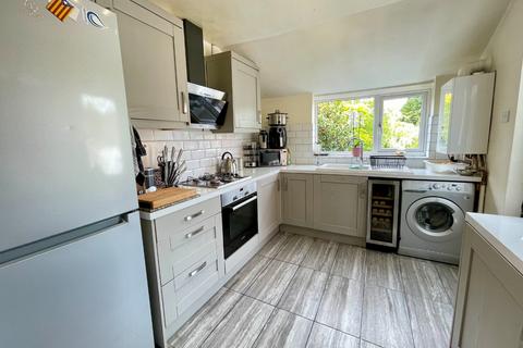 undefined, Sunridge Avenue, Luton, Bedfordshire, LU2 7JL