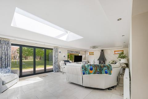 4 bedroom detached house for sale, Felixstowe Road, Nacton