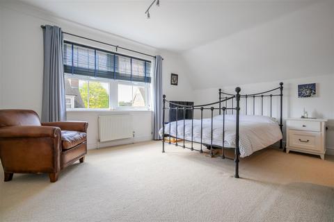 3 Bowyer Walk, Ascot, SL5 8QS