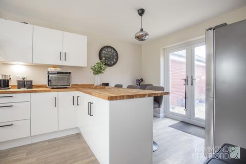 27 Lancaster Road, Attleborough, NR17 1FR