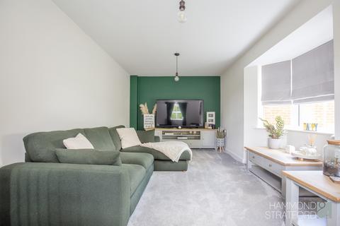 27 Lancaster Road, Attleborough, NR17 1FR