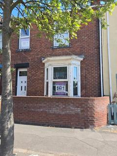 2 bedroom flat to rent, Brandling Street, Sunderland SR6