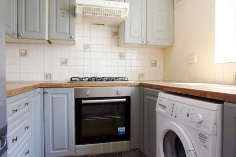 49 Cargreen Road, London, SE25 5AD