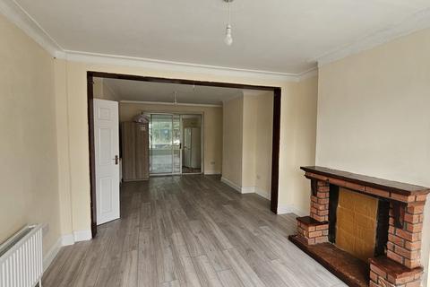 3 bedroom end of terrace house to rent, Lyon Park Avenue, Wembley