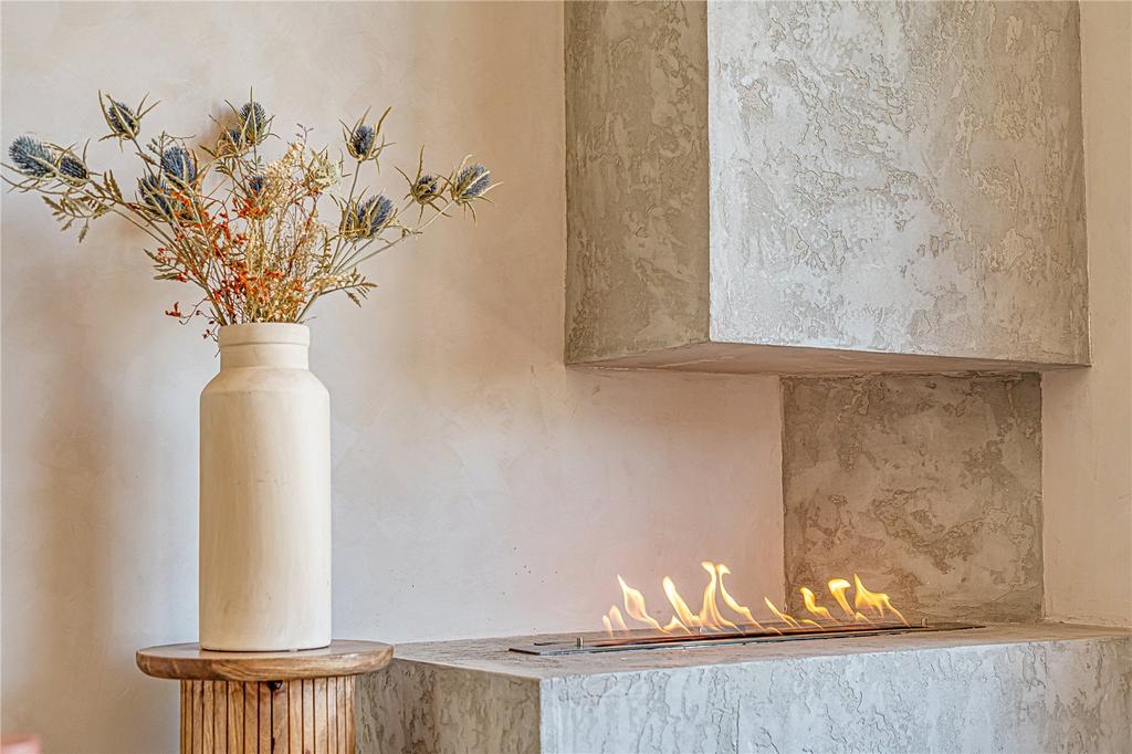 Feature Fireplace