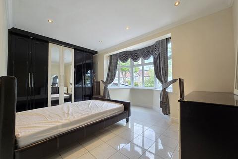 2 bedroom house share to rent, Devonshire Hill Lane, Tottenham