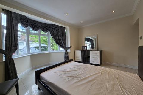 2 bedroom house share to rent, Devonshire Hill Lane, Tottenham