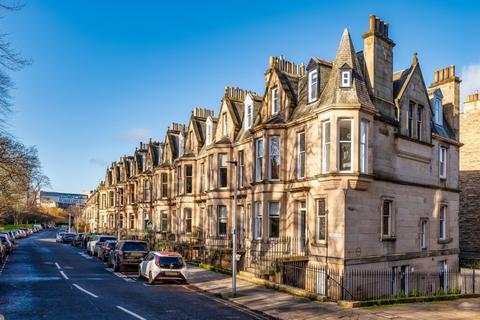 1 Learmonth Gardens, Comely Bank, Edinburgh, EH4 1HD
