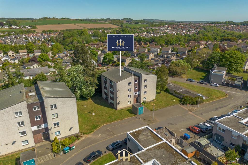 16 Abernethy Road DD5 2 PF 160525 EDIT (13 of 38) 1