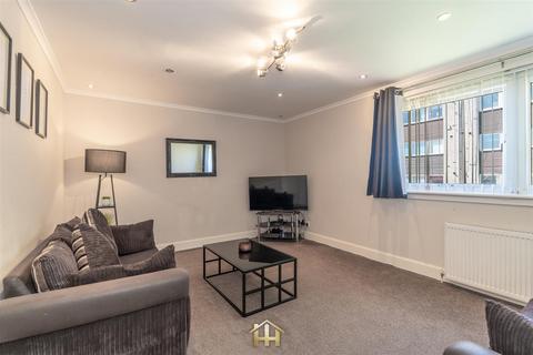 16 Abernethy Road, Broughty Ferry, Dundee, DD5 2PF