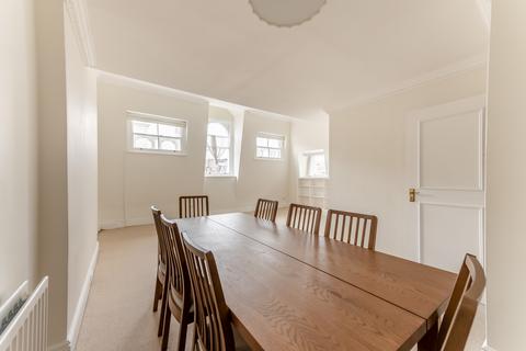 3 bedroom duplex for sale, Queen's Gate Terrace, London SW7