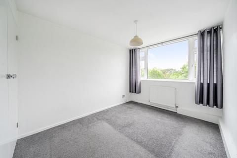 2 bedroom flat for sale, Albemarle Road, Beckenham, BR3