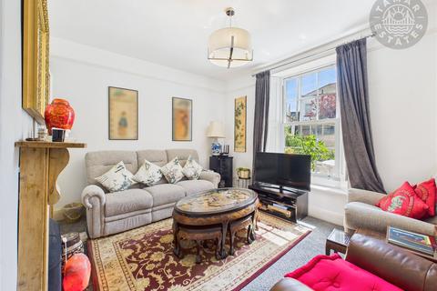 4 bedroom terraced house for sale, HENRY RICE DESIGN. INDIVIDUAL UNIQUE POST CODE. FOUR DOUBLE BEDROOMS. PARKING.