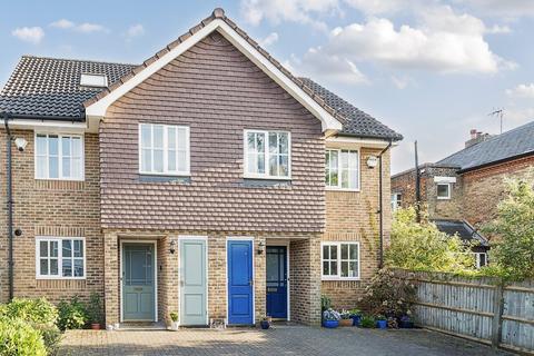 4 bedroom semi-detached house for sale, Melford Road, East Dulwich, London, SE22