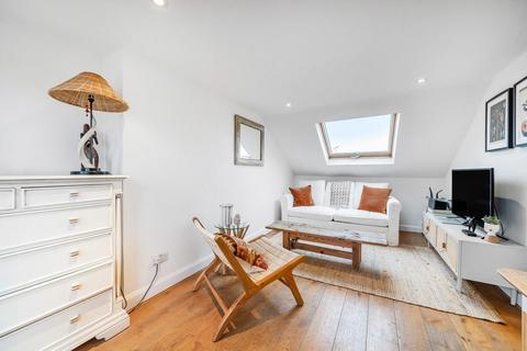 2 bedroom flat for sale, Shorrolds Road, Fulham, London, SW6