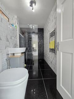 Studio to rent, Devonshire Hill Lane, Tottenham