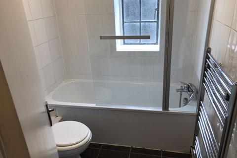 Studio for sale, The Pantiles, Finchley Road, Temple Fortune, Greater London, NW11 6XX