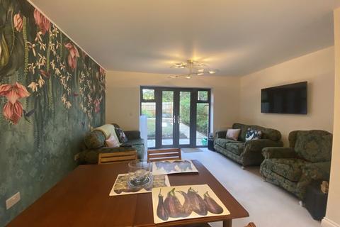 44 Cherry Tree Lane, Ewhurst, Cranleigh, GU6 7GG