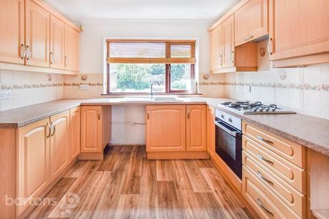 2 bedroom semi-detached bungalow for sale, Holly Crescent, Sunnyside