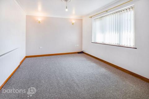 2 bedroom semi-detached bungalow for sale, Holly Crescent, Sunnyside