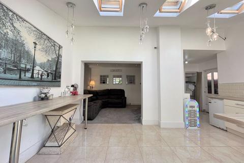 21 Coniston Road, Sutton Coldfield, B74 3LE