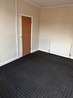 2 bedroom terraced house to rent, Sutherland Mount, Leeds LS9
