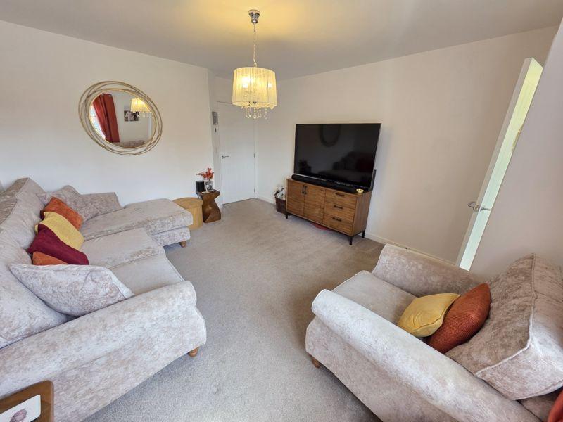 Lounge Additional