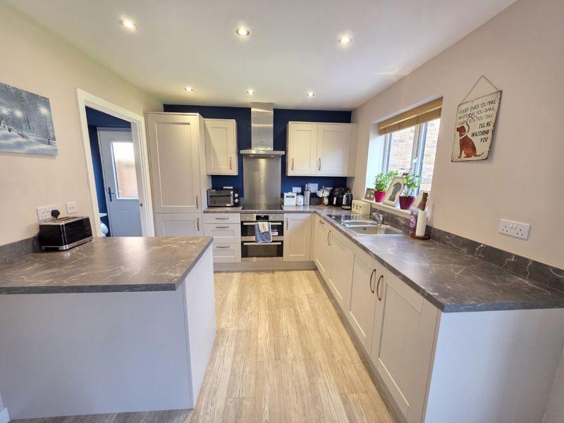 Kitchen/Breakfast