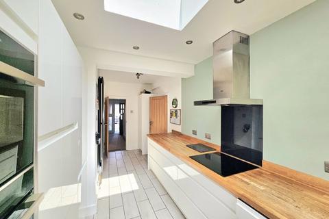 4 bedroom semi-detached house for sale, College Road, Boldmere, Sutton Coldfield, B73 5DJ