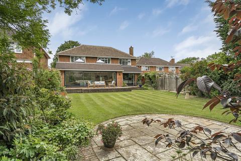 4 bedroom detached house for sale, Mill Close, Bookham