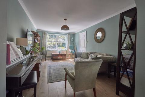 1 Apple Farm Grange, Exeter, EX2 7TH