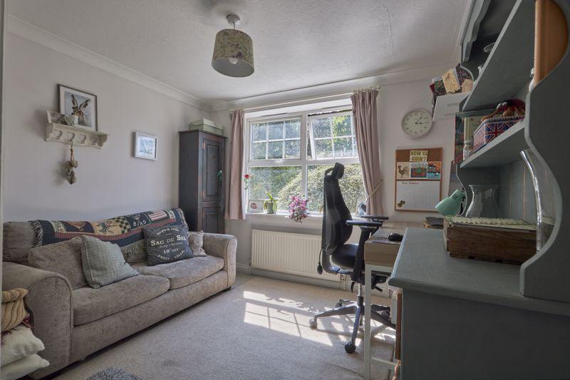 Bedroom 4/Study
