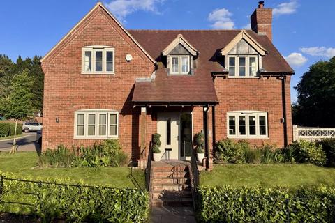 4 bedroom detached house for sale, Santesdune Way, High Wycombe HP14