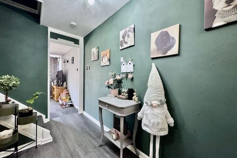 2 bedroom apartment for sale, Five Acres, Wooburn Green HP10