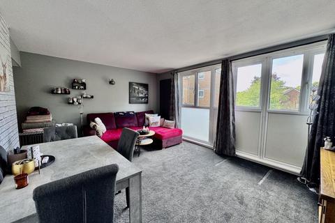 2 bedroom apartment for sale, Five Acres, Wooburn Green HP10