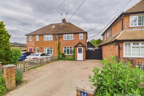 44 Beech Tree Road, Holmer Green, High Wycombe, HP15 6UT