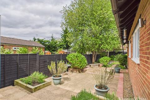 44 Beech Tree Road, Holmer Green, High Wycombe, HP15 6UT