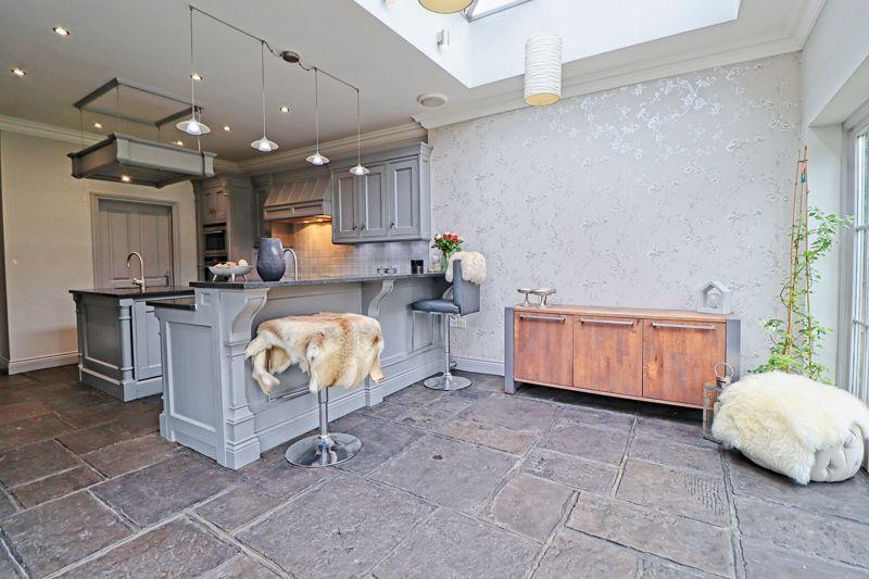 Kitchen / Breakfast