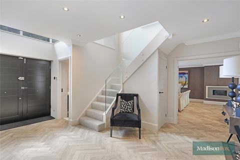 5 bedroom detached house for sale, Stradbroke Park, Chigwell IG7