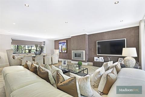 5 bedroom detached house for sale, Stradbroke Park, Chigwell IG7