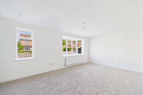 2 Anderson Drive, Stonehouse, GL10 2QL