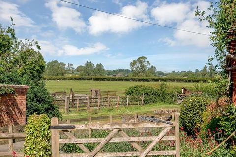 4 bedroom detached house for sale, Main Street, Stonton Wyville
